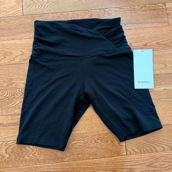NWT Lululemon Align Ruched Waist High-Rise Short 8" - Picture 4 of 6